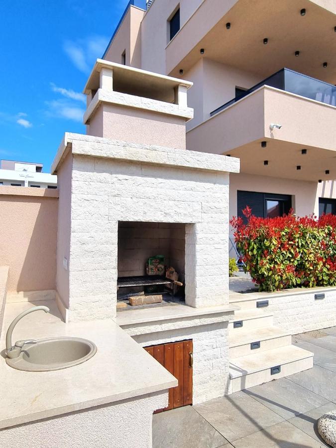 Appartamento Seaview Sveti Filip i Jakov Esterno foto